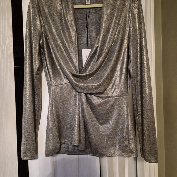 Blouse - Picture 6 of 8